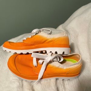 Palladium orange cream sneakers